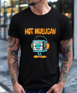 Hot Mulligan TV Guy Puff wearing headphone_T-Shirt